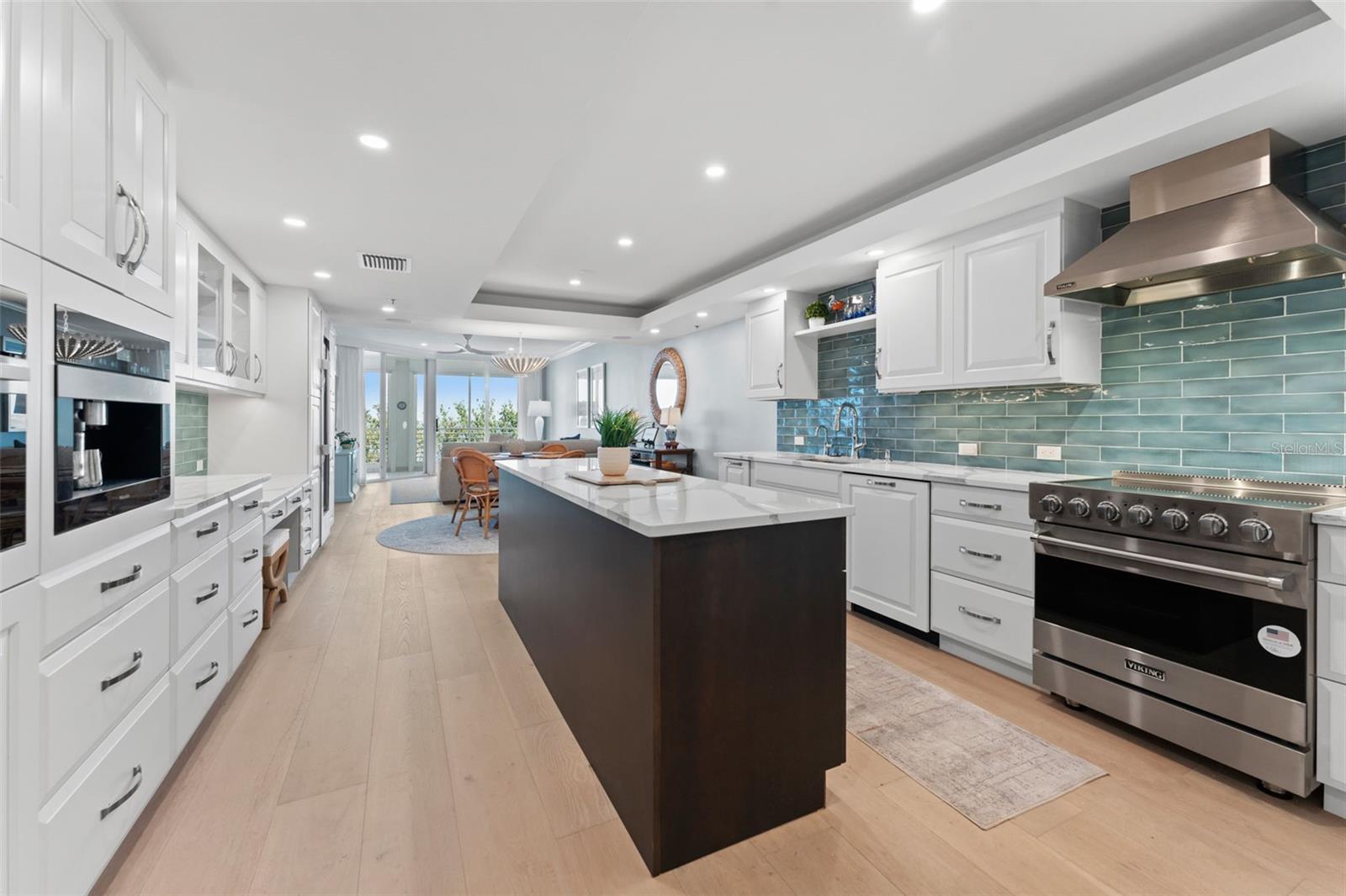 2410 HARBOURSIDE DR #142