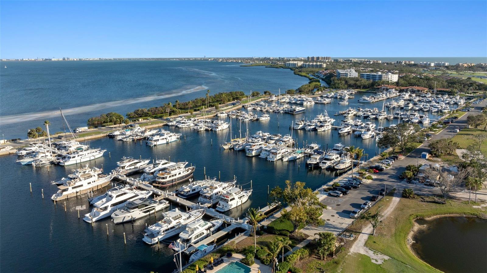 2410 HARBOURSIDE DR #142