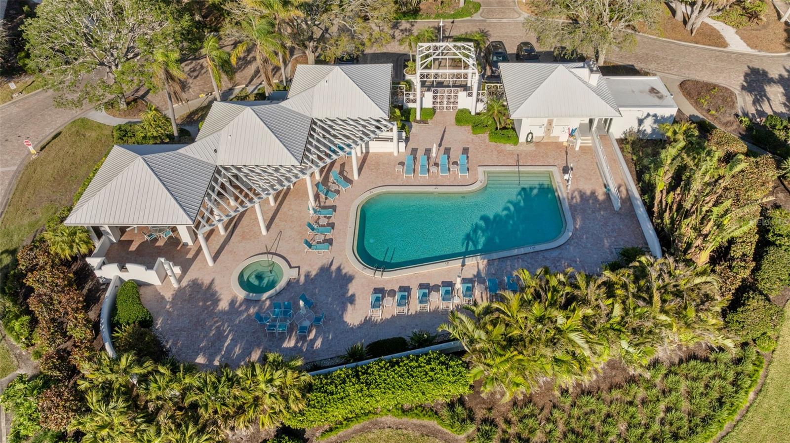 2410 HARBOURSIDE DR #142