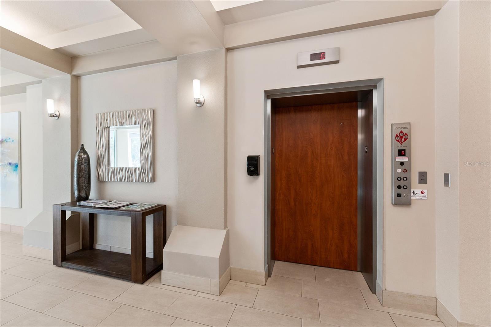 2410 HARBOURSIDE DR #142