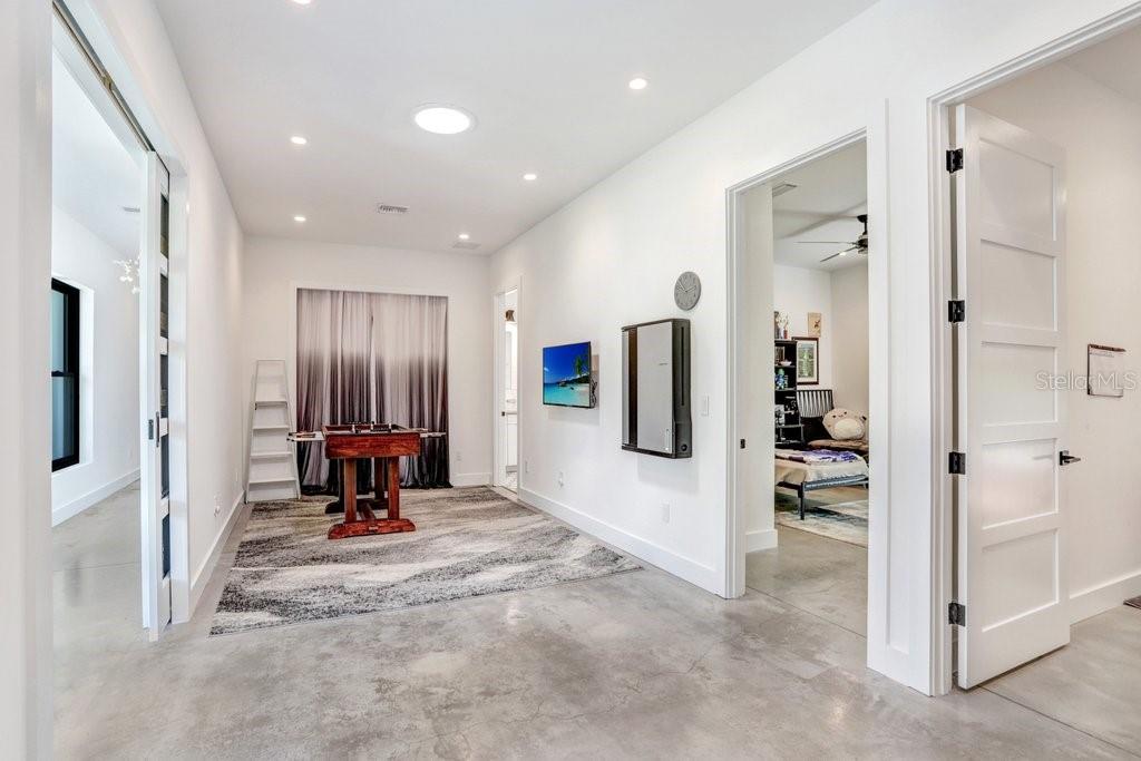 3440 CRENSHAW LAKE RD