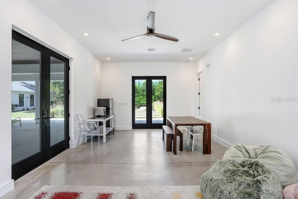 3440 CRENSHAW LAKE RD