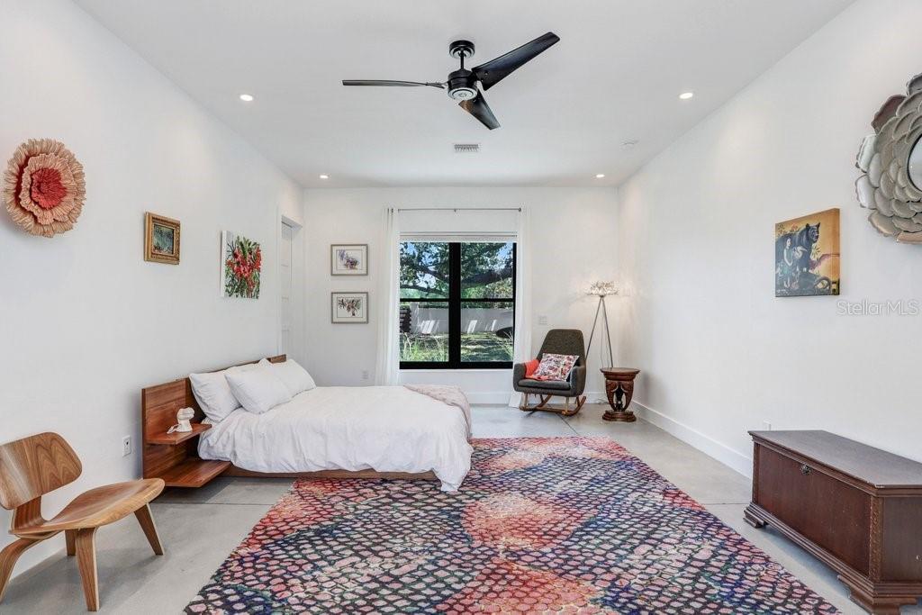 3440 CRENSHAW LAKE RD