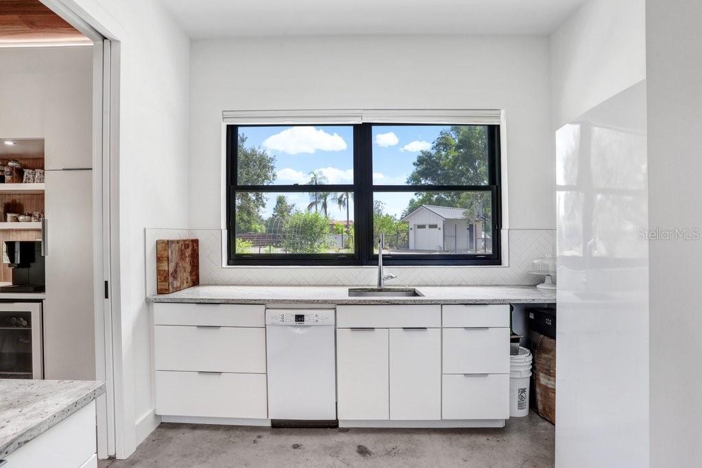 3440 CRENSHAW LAKE RD