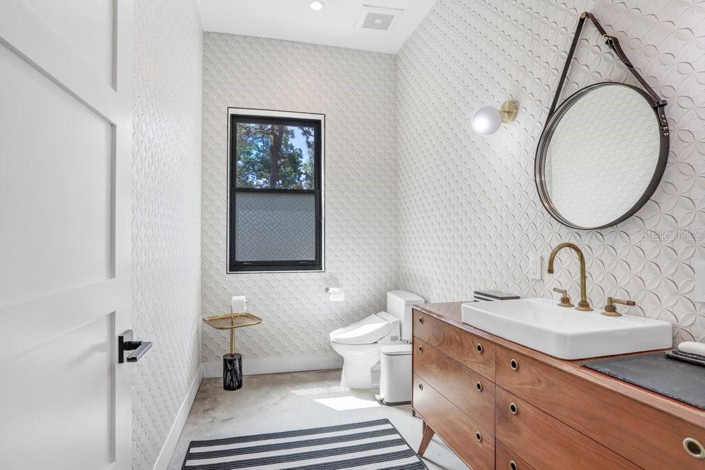 3440 CRENSHAW LAKE RD