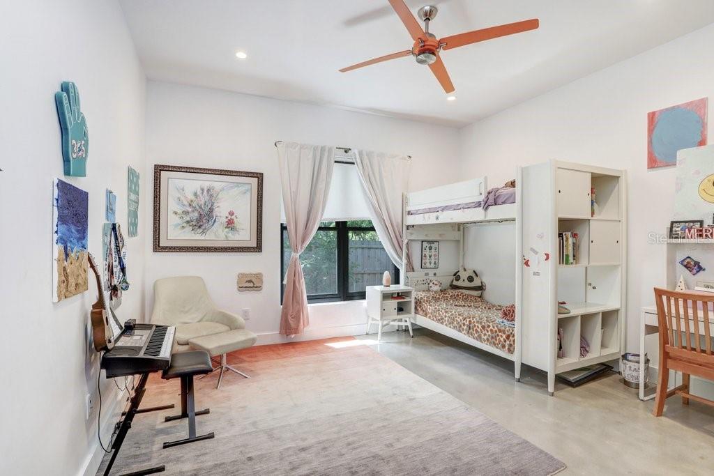 3440 CRENSHAW LAKE RD