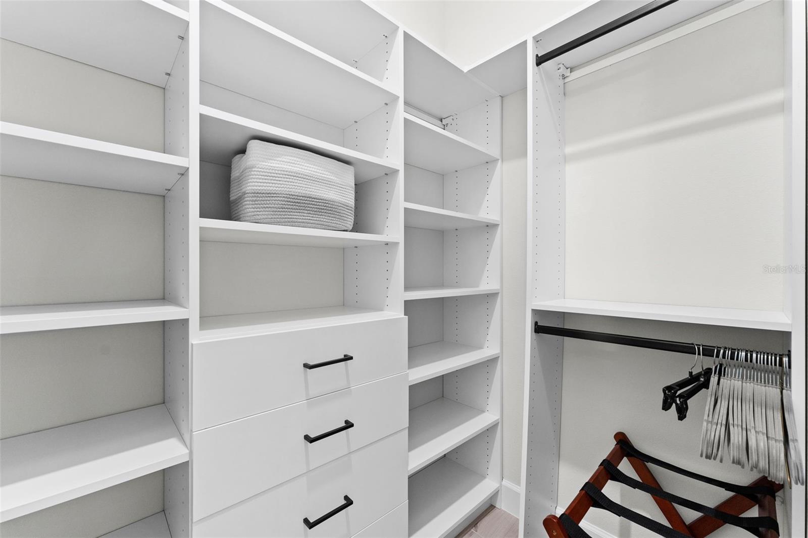 3888 SANTA CATERINA BLVD