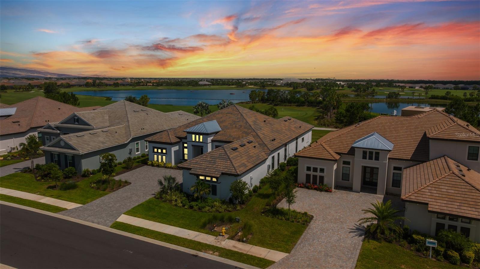 3888 SANTA CATERINA BLVD