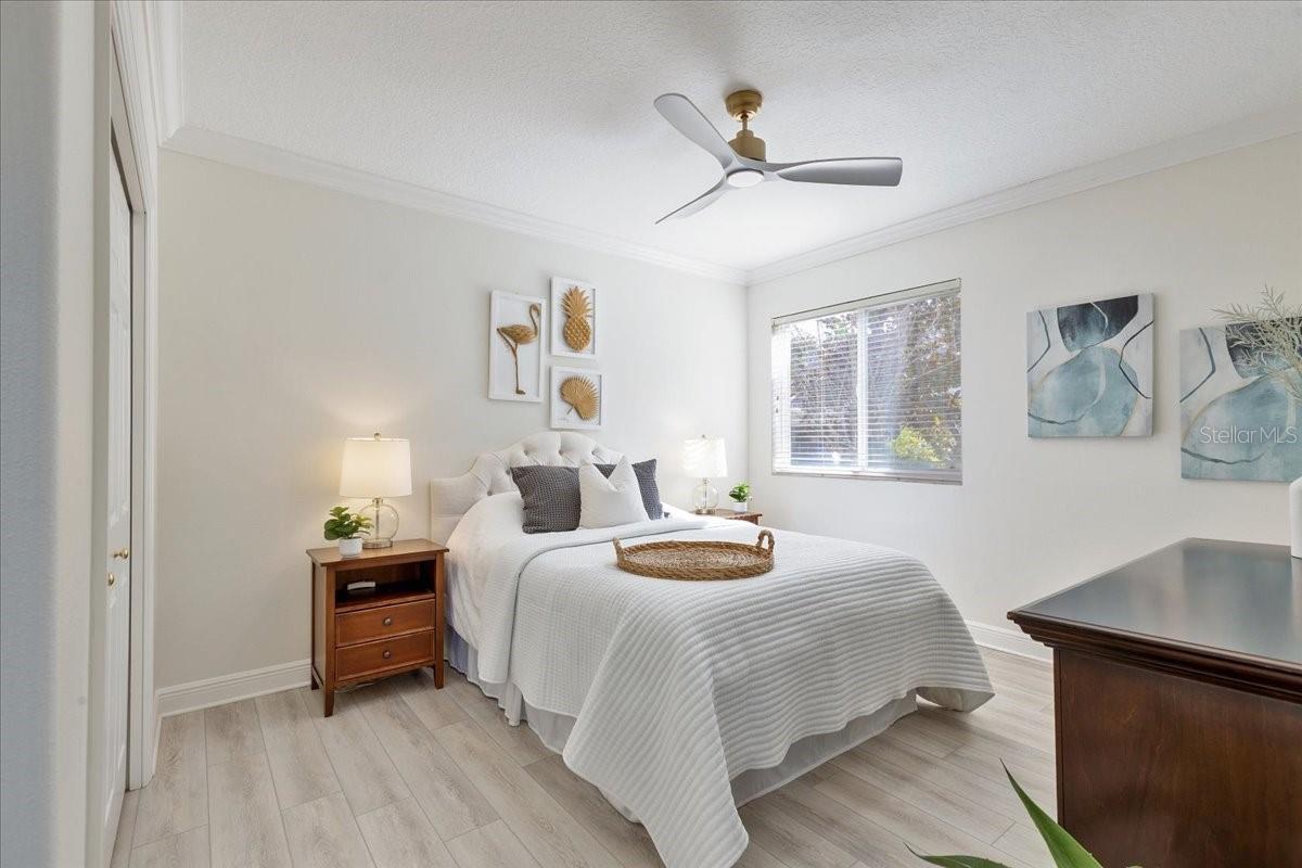 9814 EMERALD LINKS DR