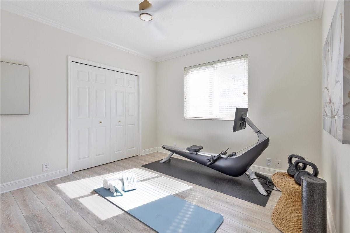 9814 EMERALD LINKS DR