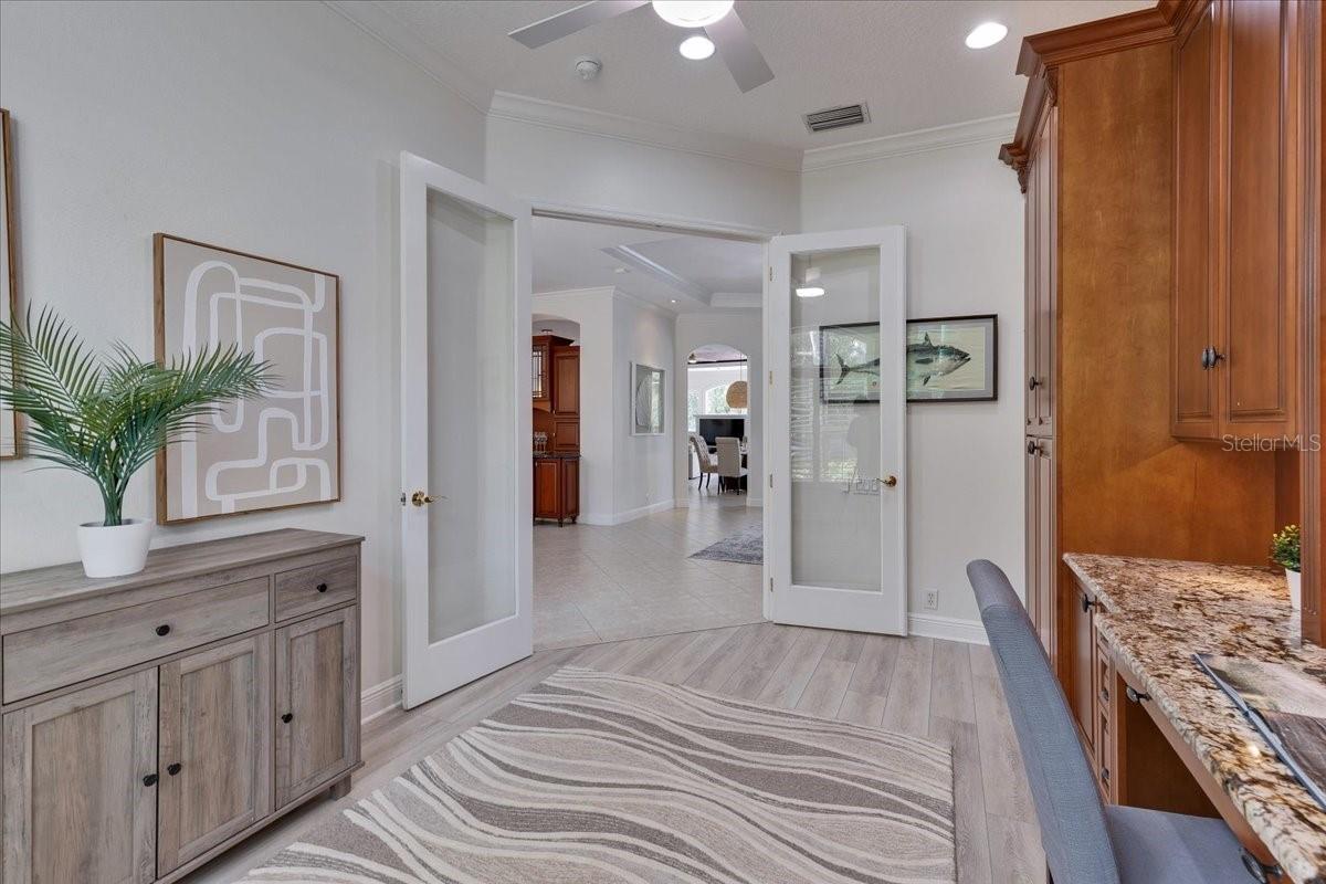 9814 EMERALD LINKS DR