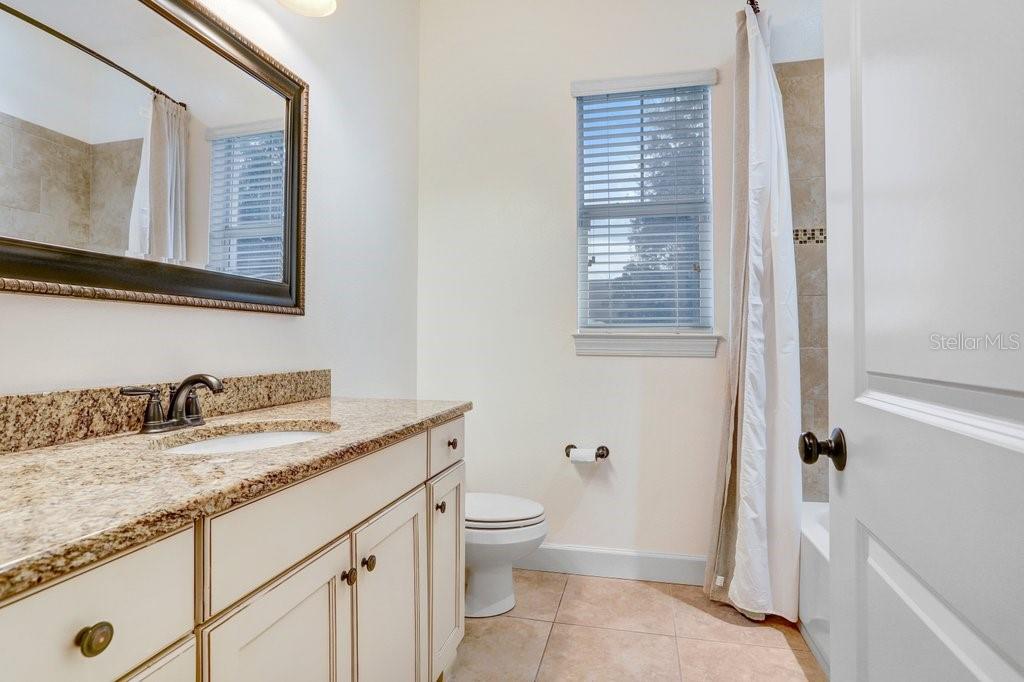 7709 KENIA MEADOWS LN