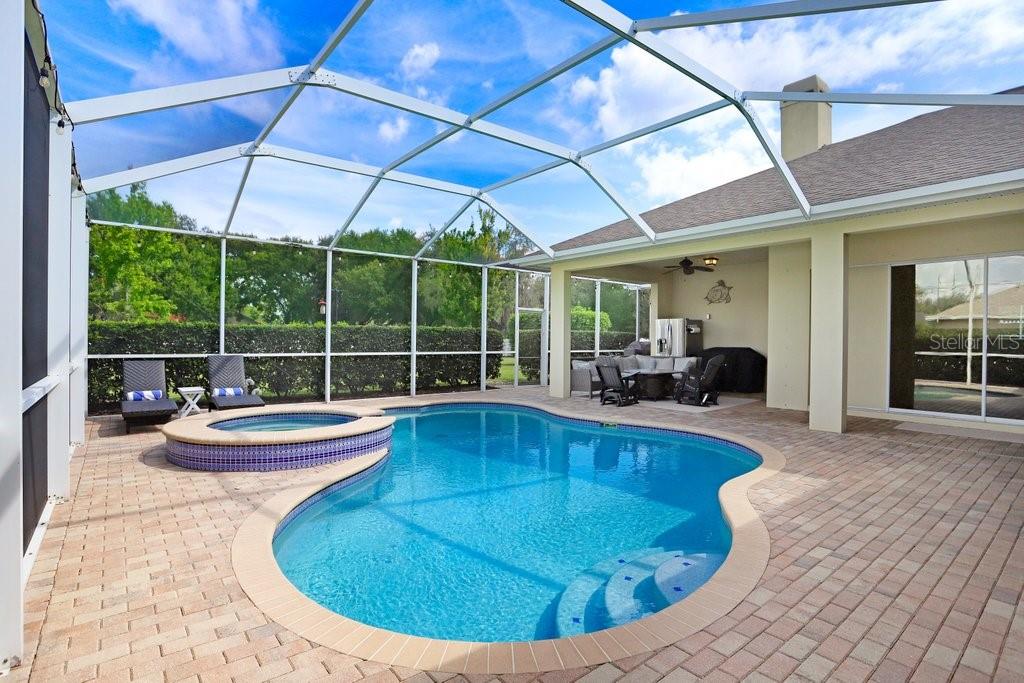 7709 KENIA MEADOWS LN