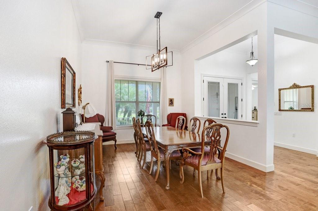 7709 KENIA MEADOWS LN