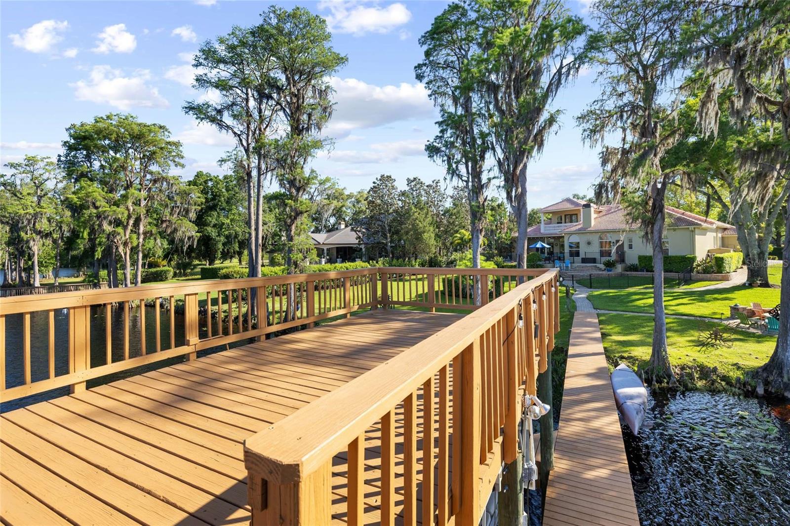 9901 MENANDER WOOD CT