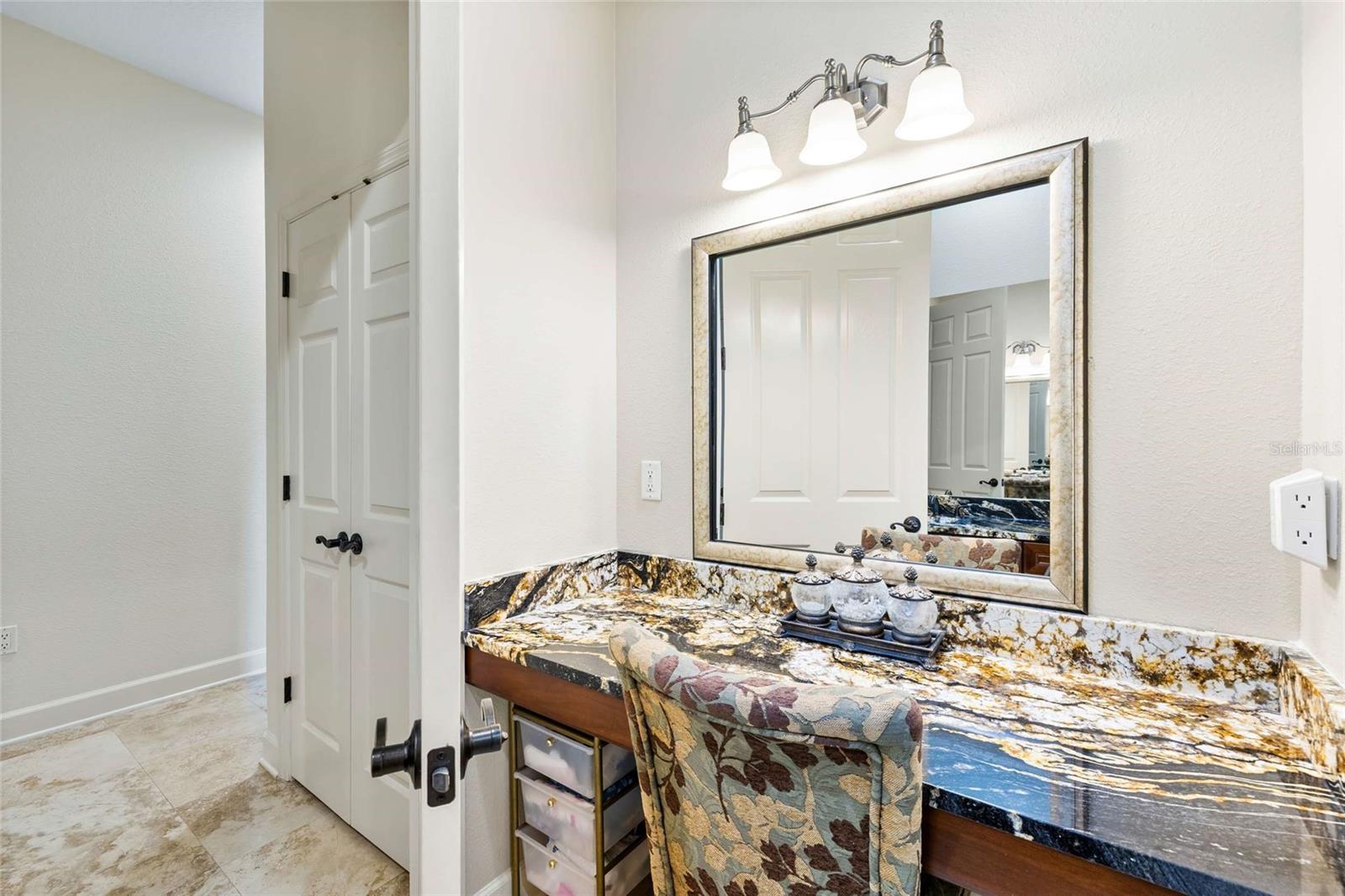 9901 MENANDER WOOD CT