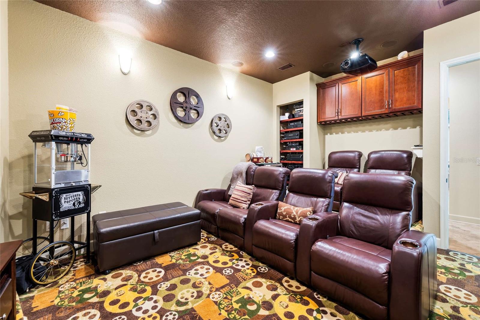 9901 MENANDER WOOD CT