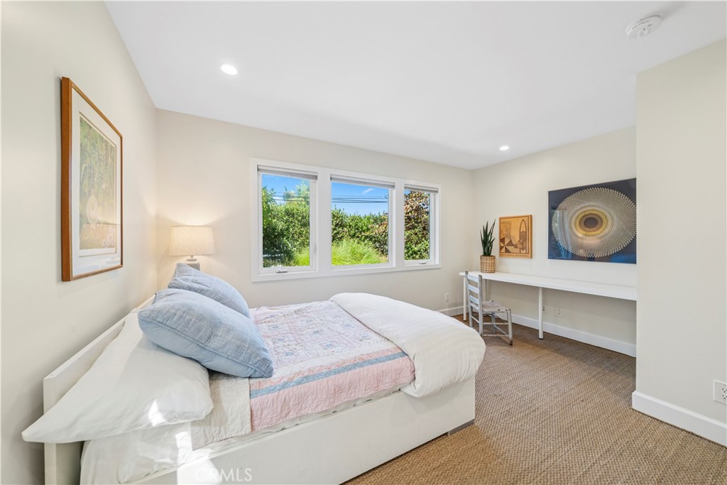 229 Del Mar Avenue