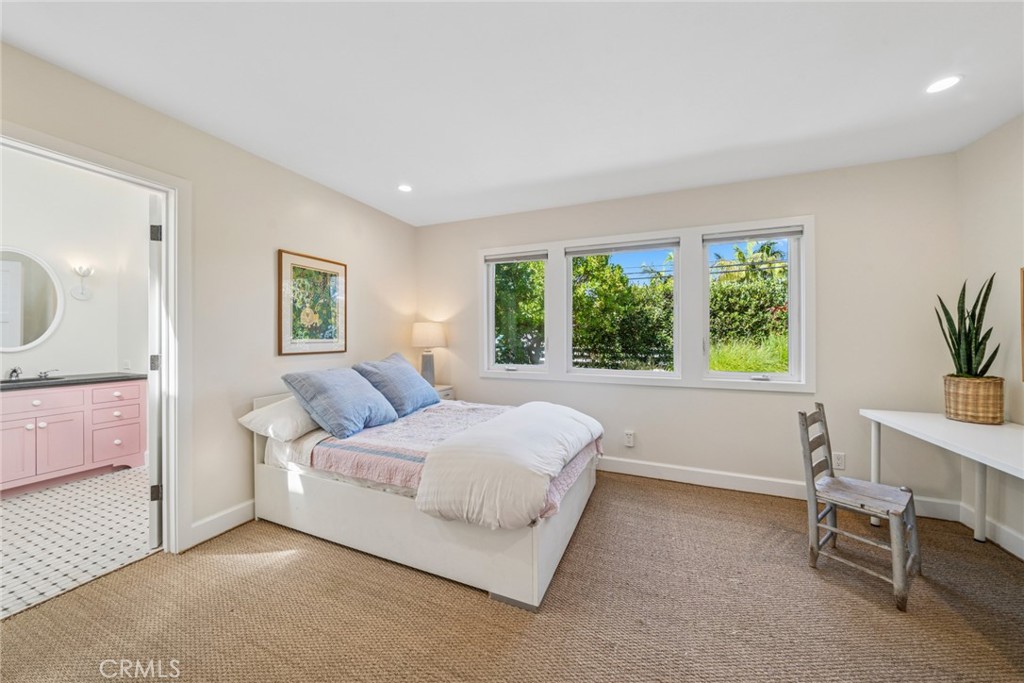 229 Del Mar Avenue