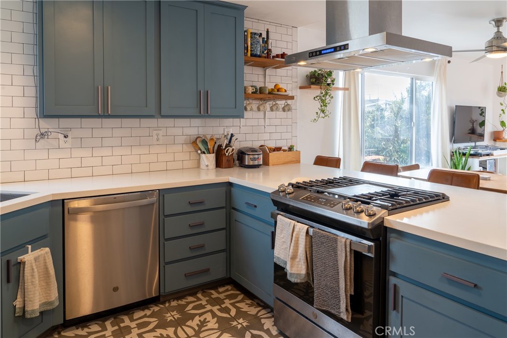 524 Nebraska Avenue 204