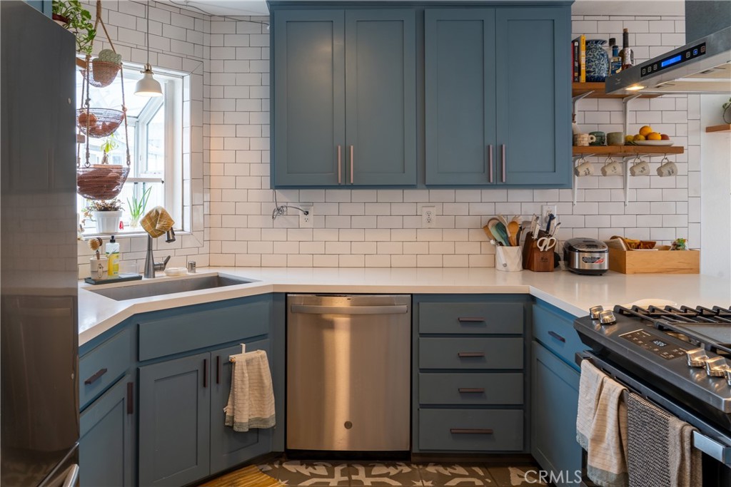 524 Nebraska Avenue 204