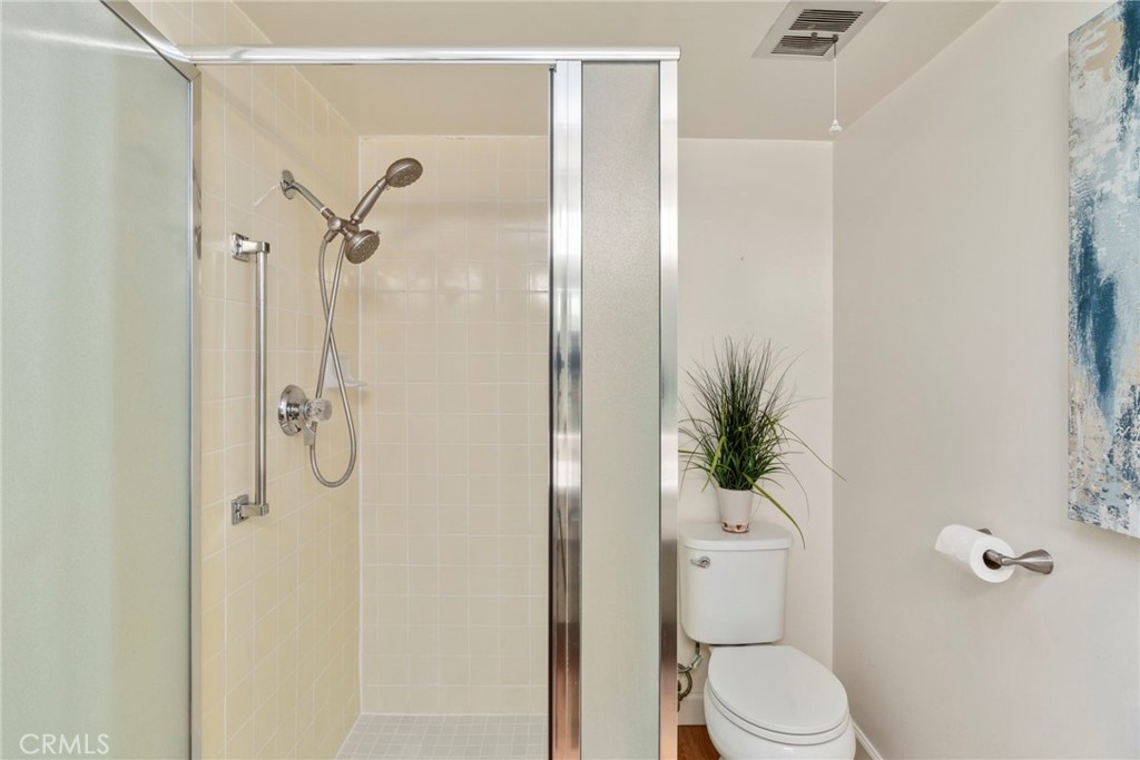 225 Avenida Majorca N