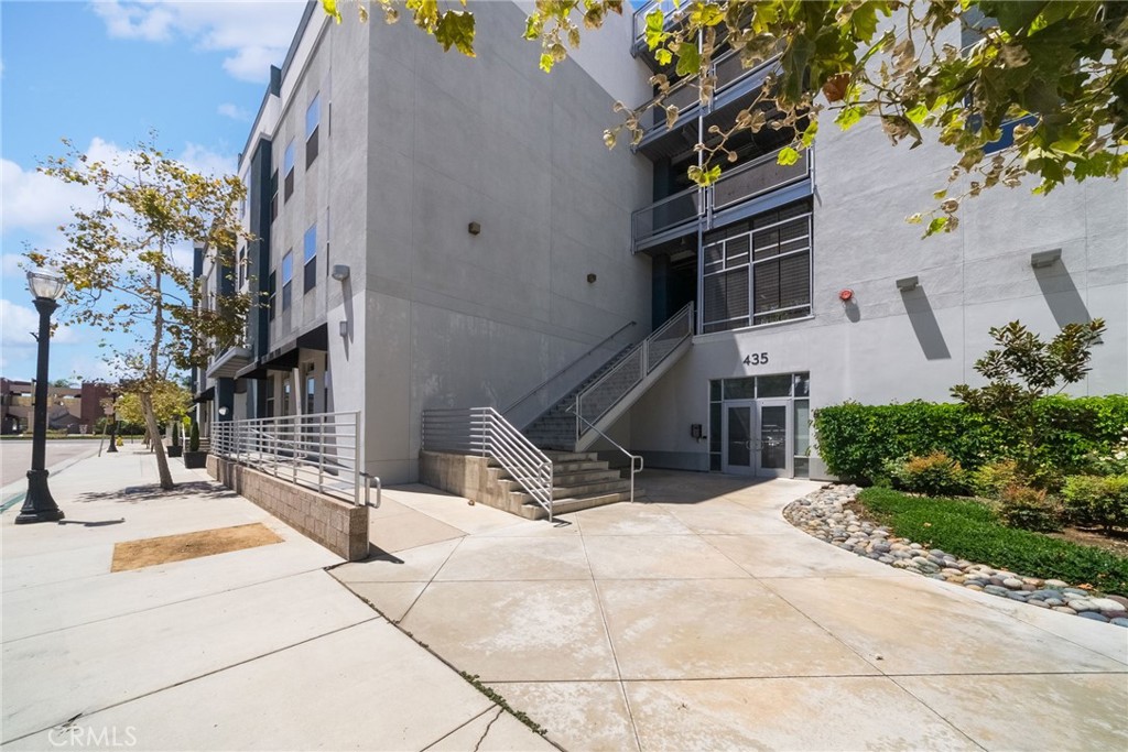 435 W Center Street Promenade 221