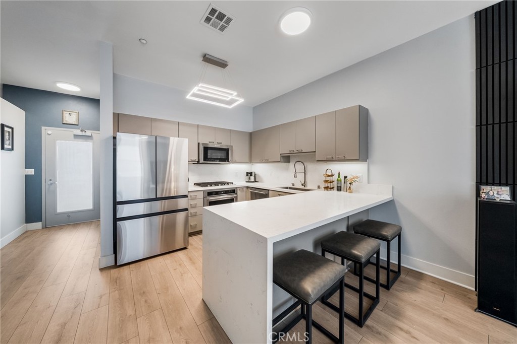 435 W Center Street Promenade 221