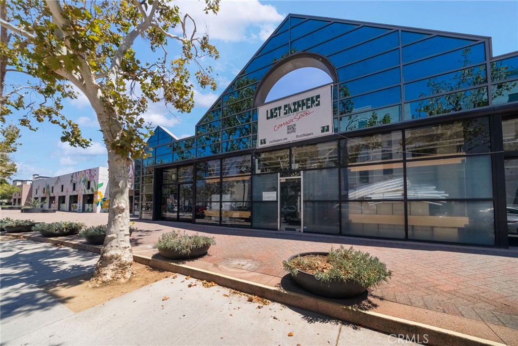 435 W Center Street Promenade 221