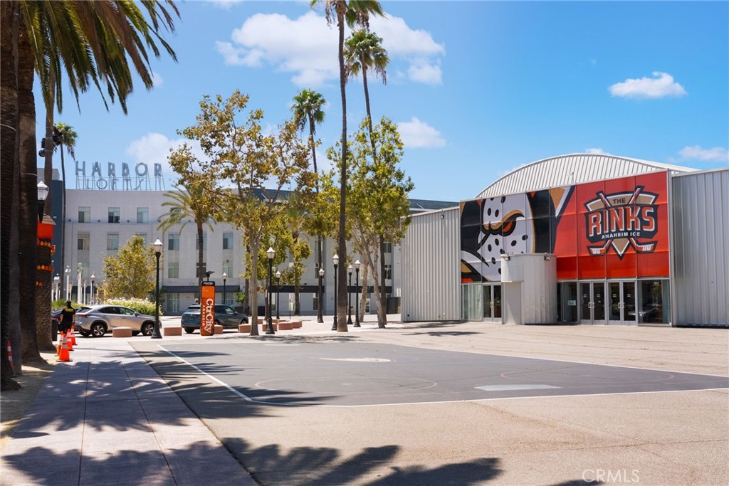 435 W Center Street Promenade 221
