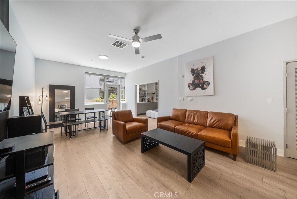435 W Center Street Promenade 221