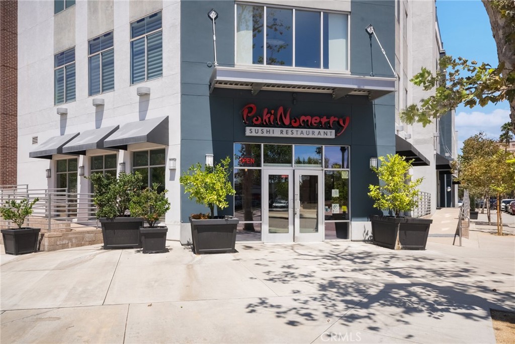 435 W Center Street Promenade 221