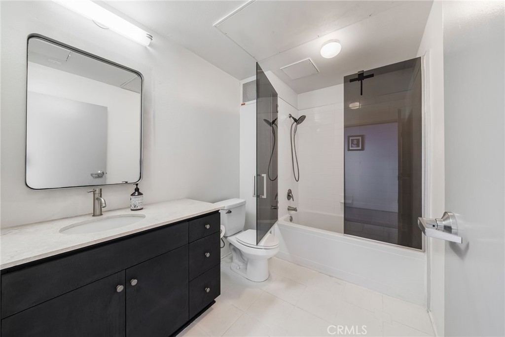 435 W Center Street Promenade 221