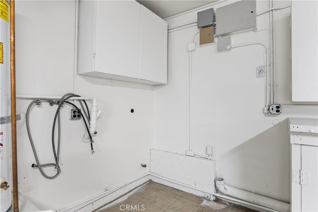 5151 Walnut Avenue 34