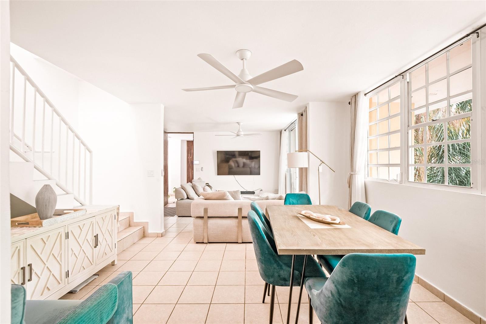 90 MEDIA LUNA BLVD #R33