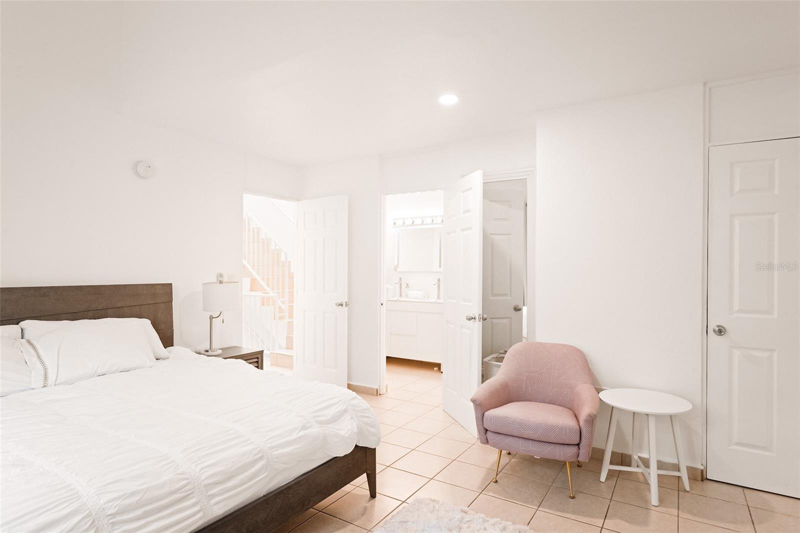 90 MEDIA LUNA BLVD #R33