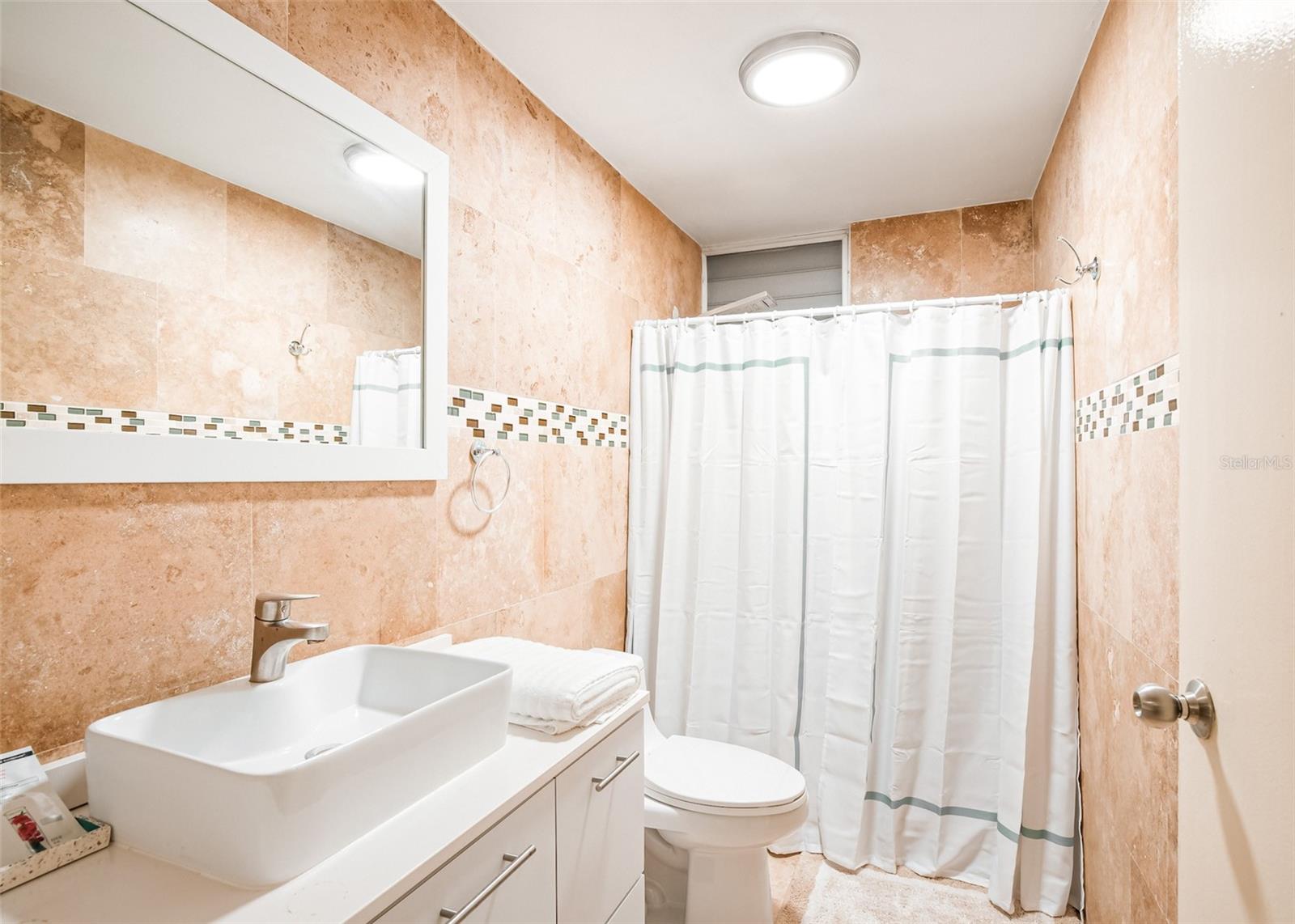 65 MEDIA LUNA BLVD #902