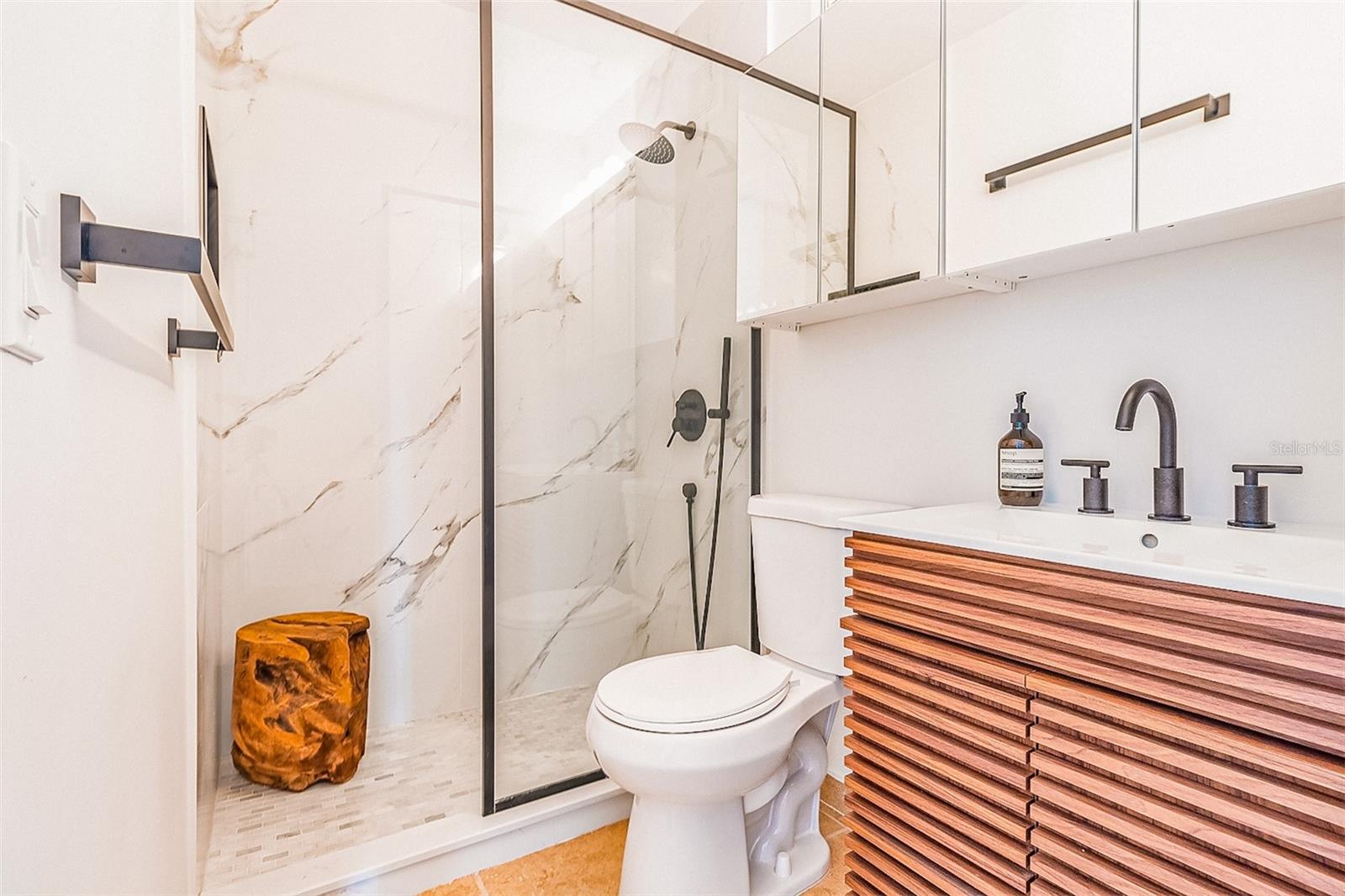 49 ROSENDO M CINTRON #16H