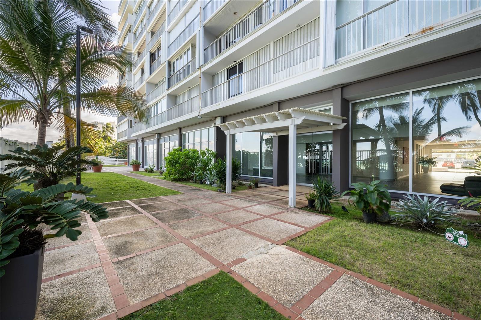 3103 ISLE VERDE #601