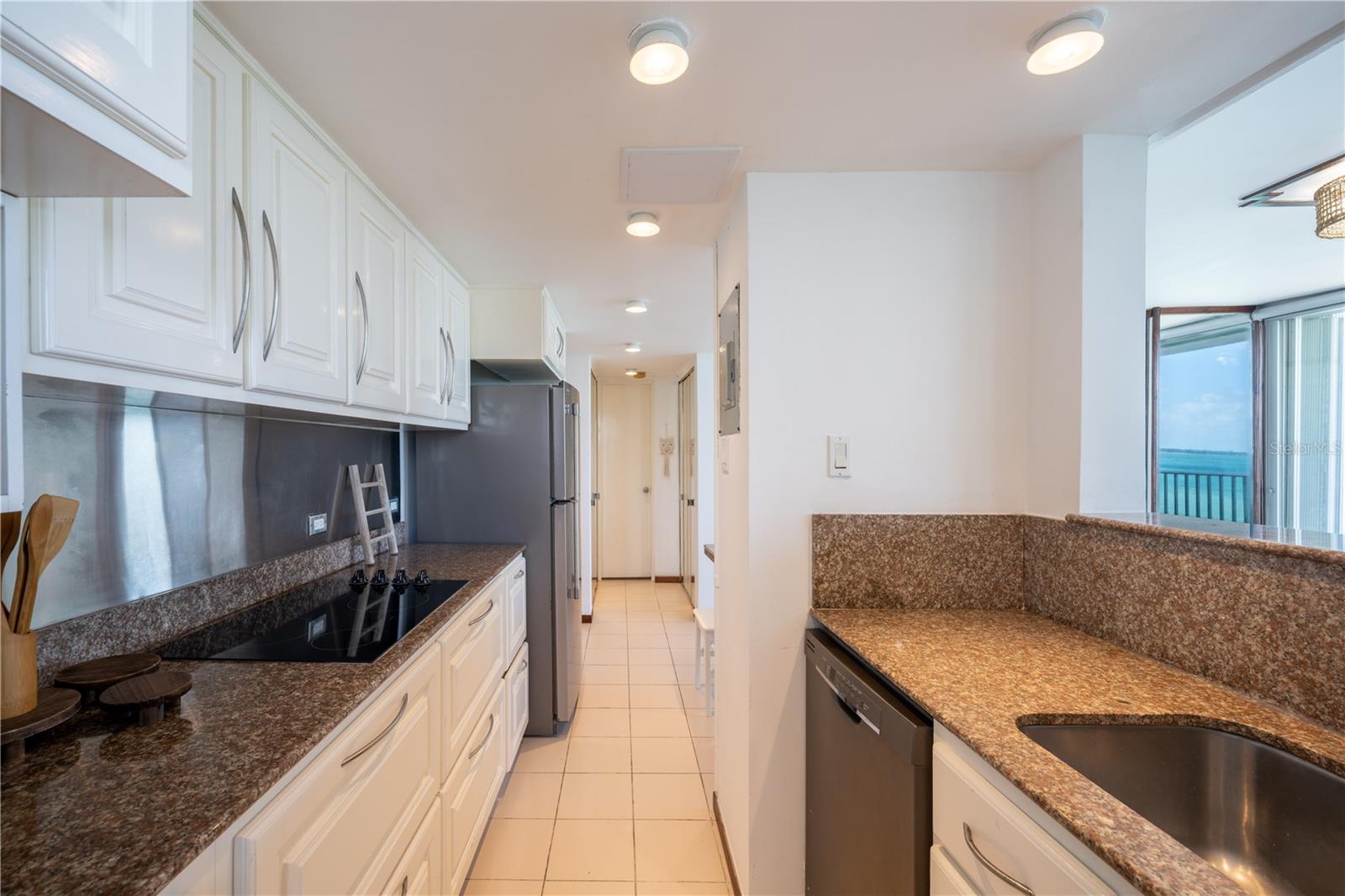 3103 ISLE VERDE #601