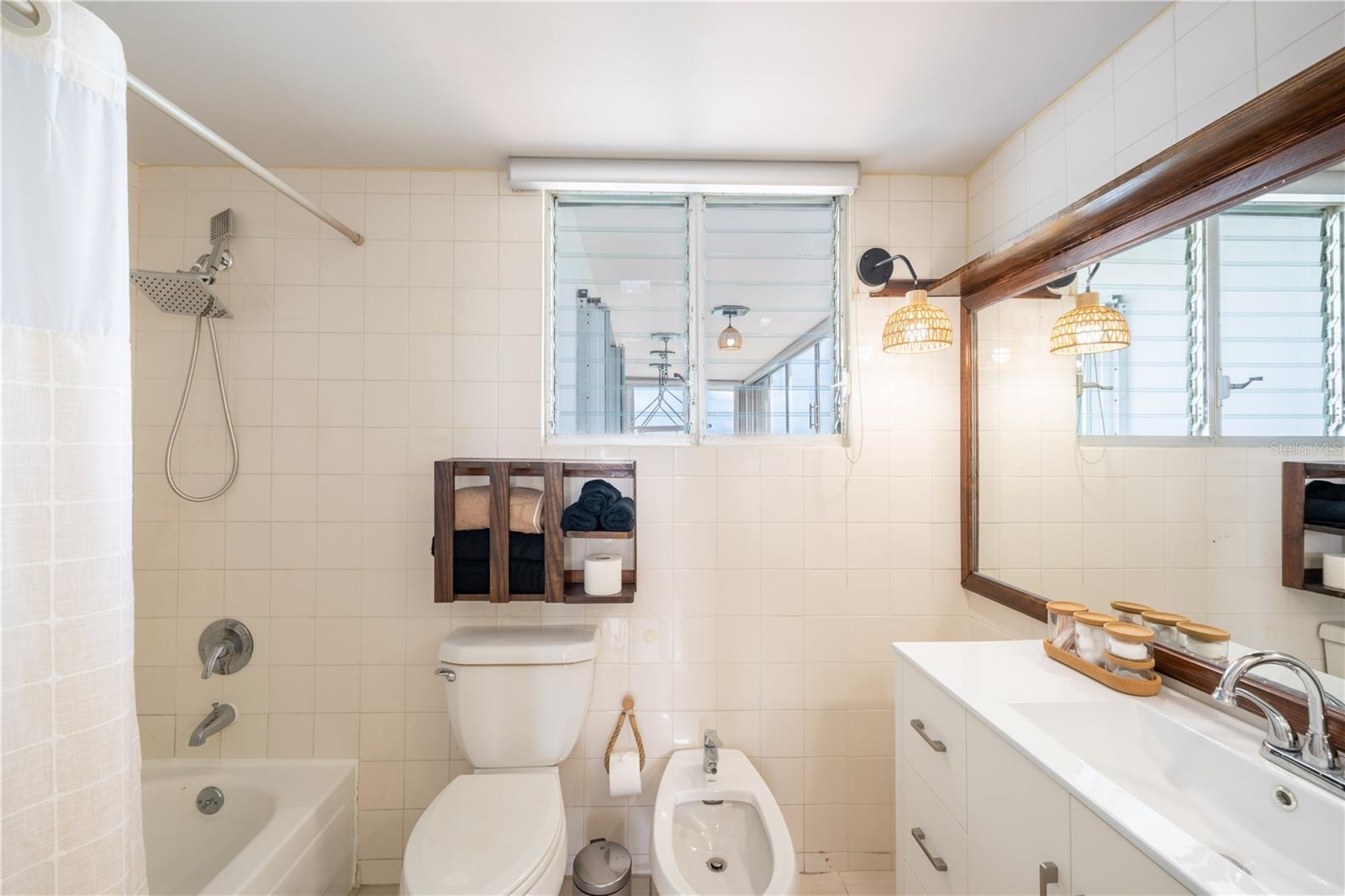 3103 ISLE VERDE #601