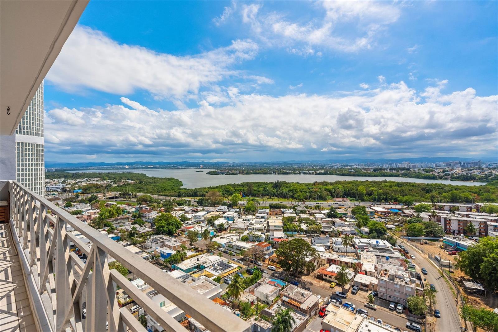 3001 AVENIDA ISLA VERDE #2205