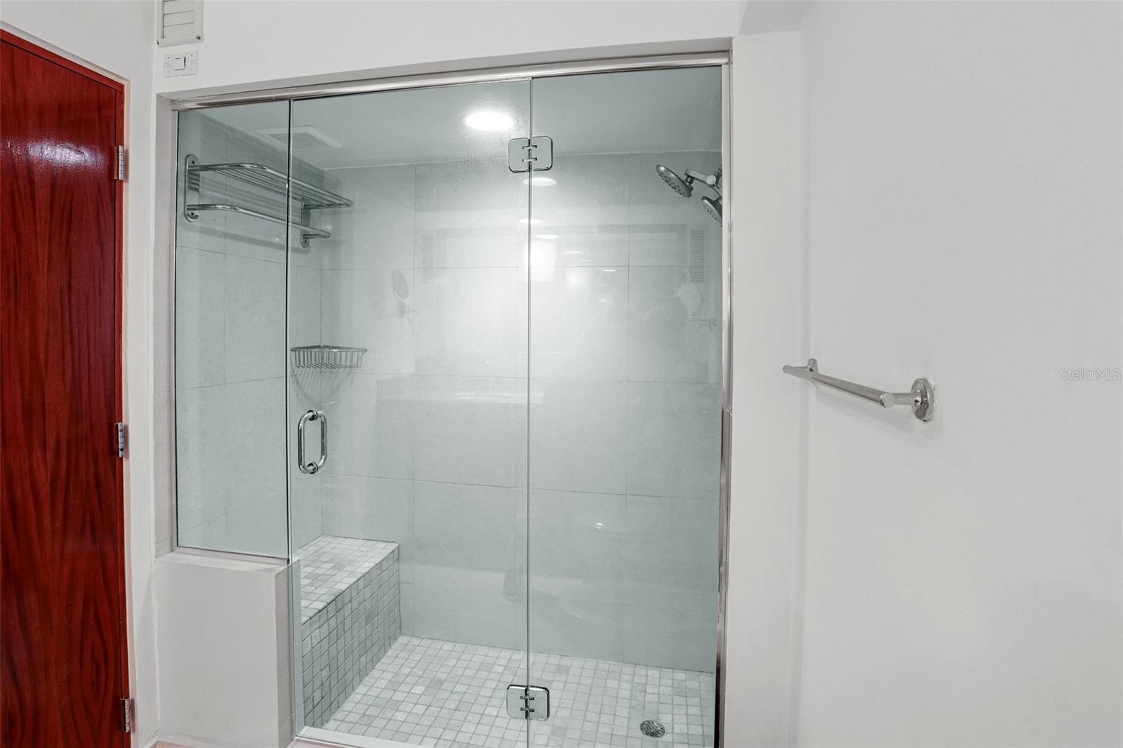 1510 ASHFORD #1E