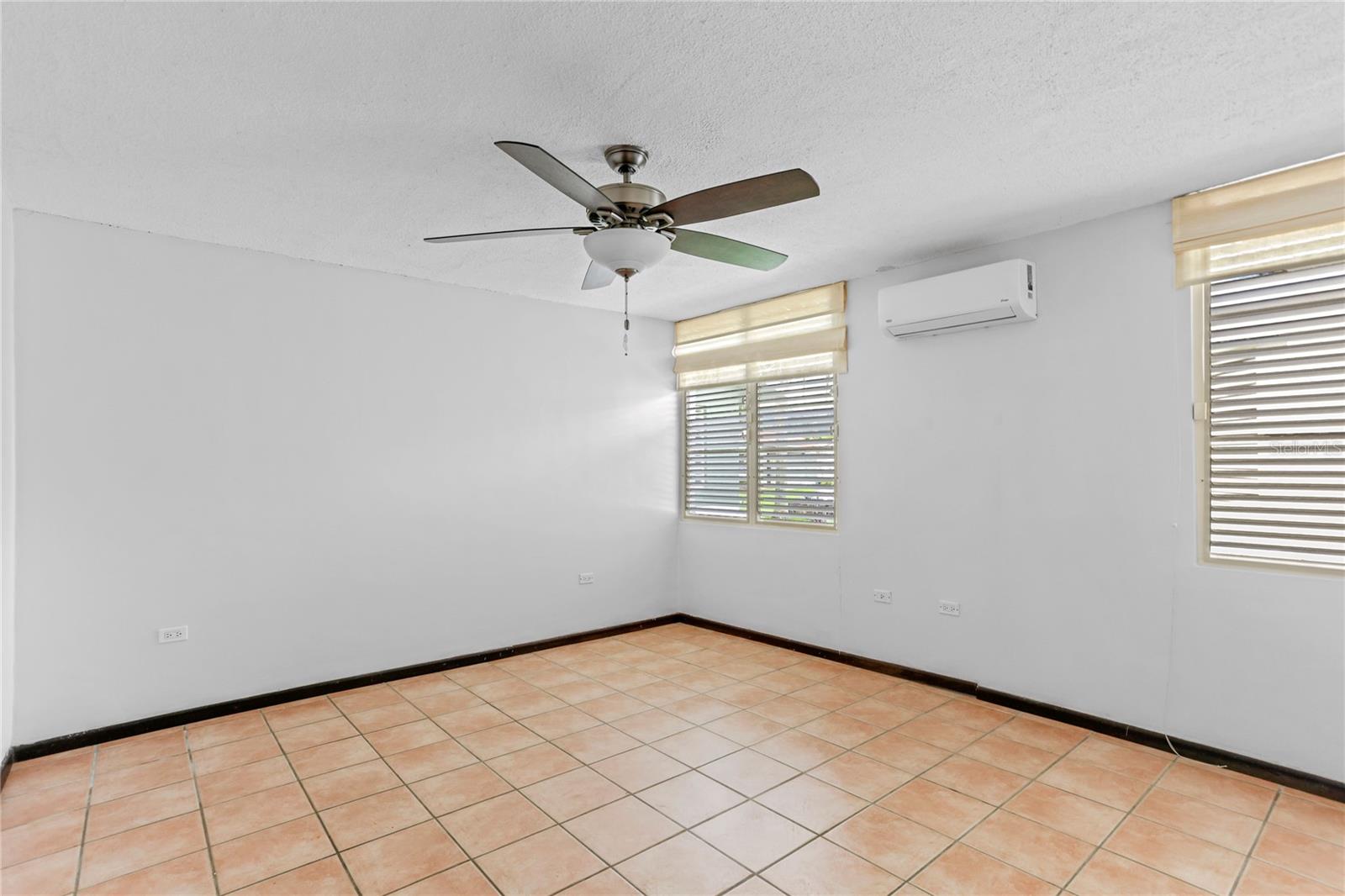 133 CAMINO LOS CAOBOS