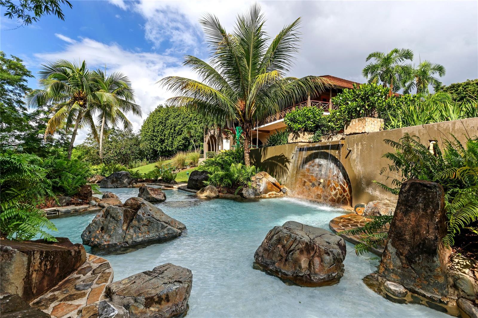 133 CAMINO LOS CAOBOS