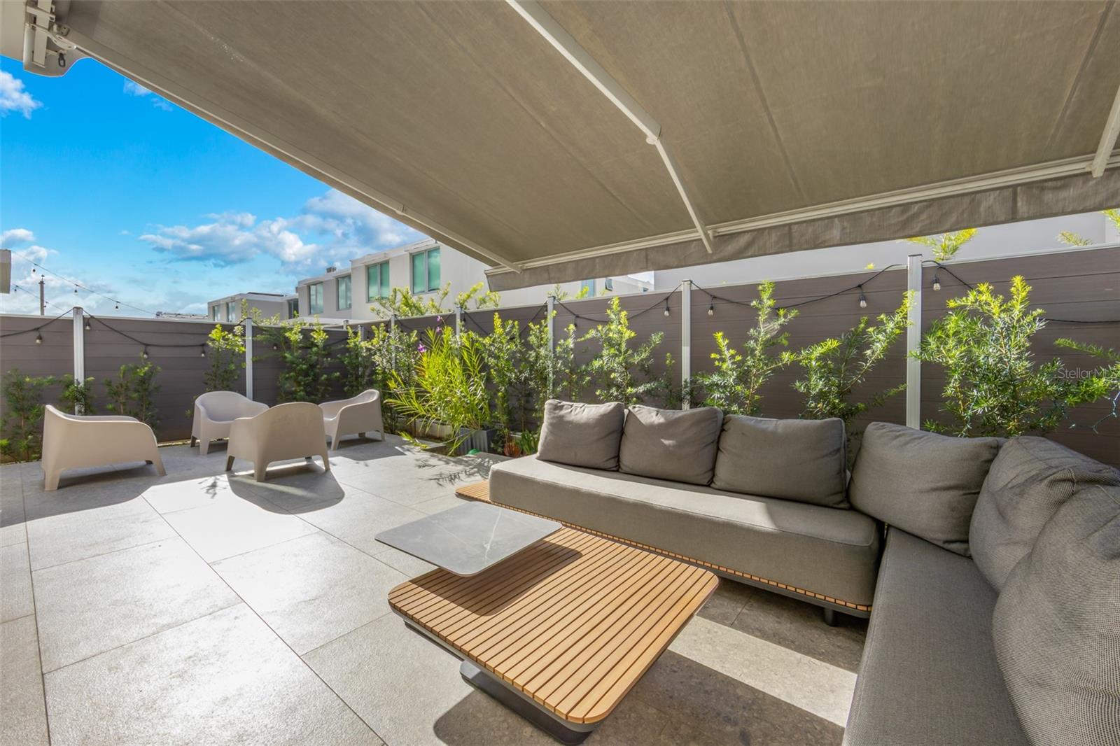 52 MATCH ST. URB. RIVIERA COURT