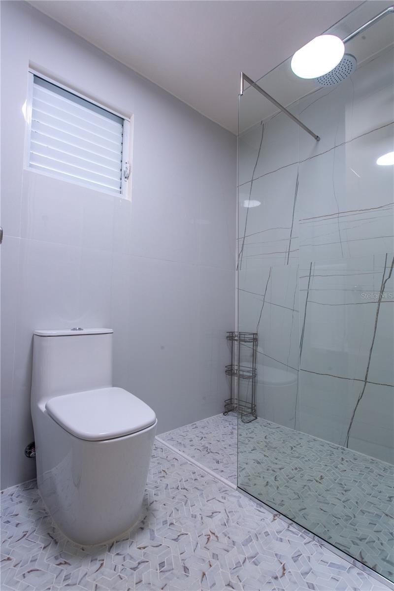 115 CARRETERA 115, KM. 5.8 #603-A