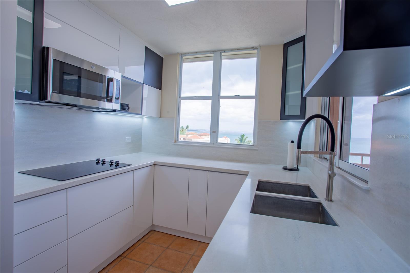 115 CARRETERA 115, KM. 5.8 #603-A