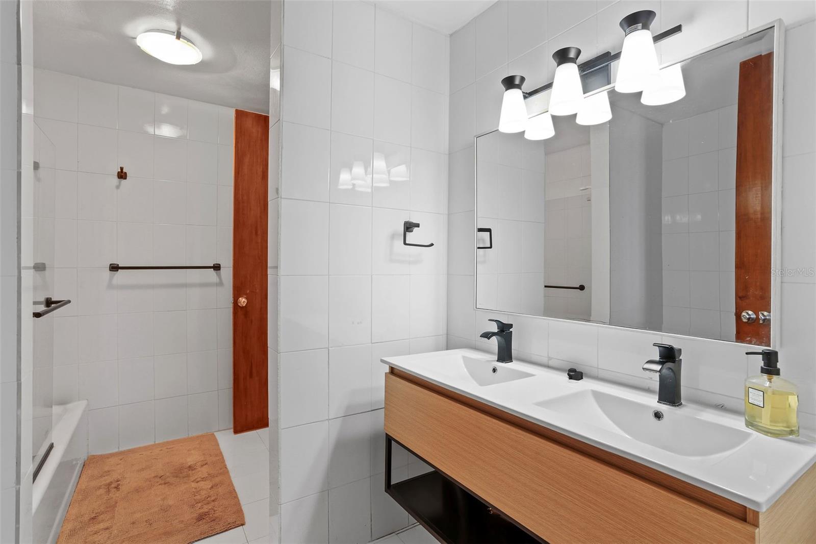 2 WASHINGTON, Condado Princess, Apt #1201, Condado