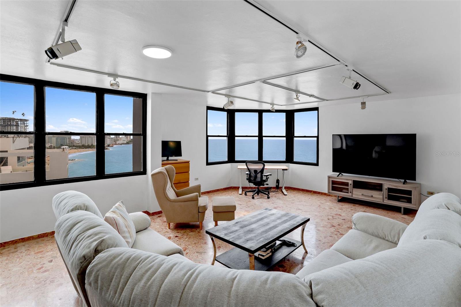 2 WASHINGTON, Condado Princess, Apt #1201, Condado